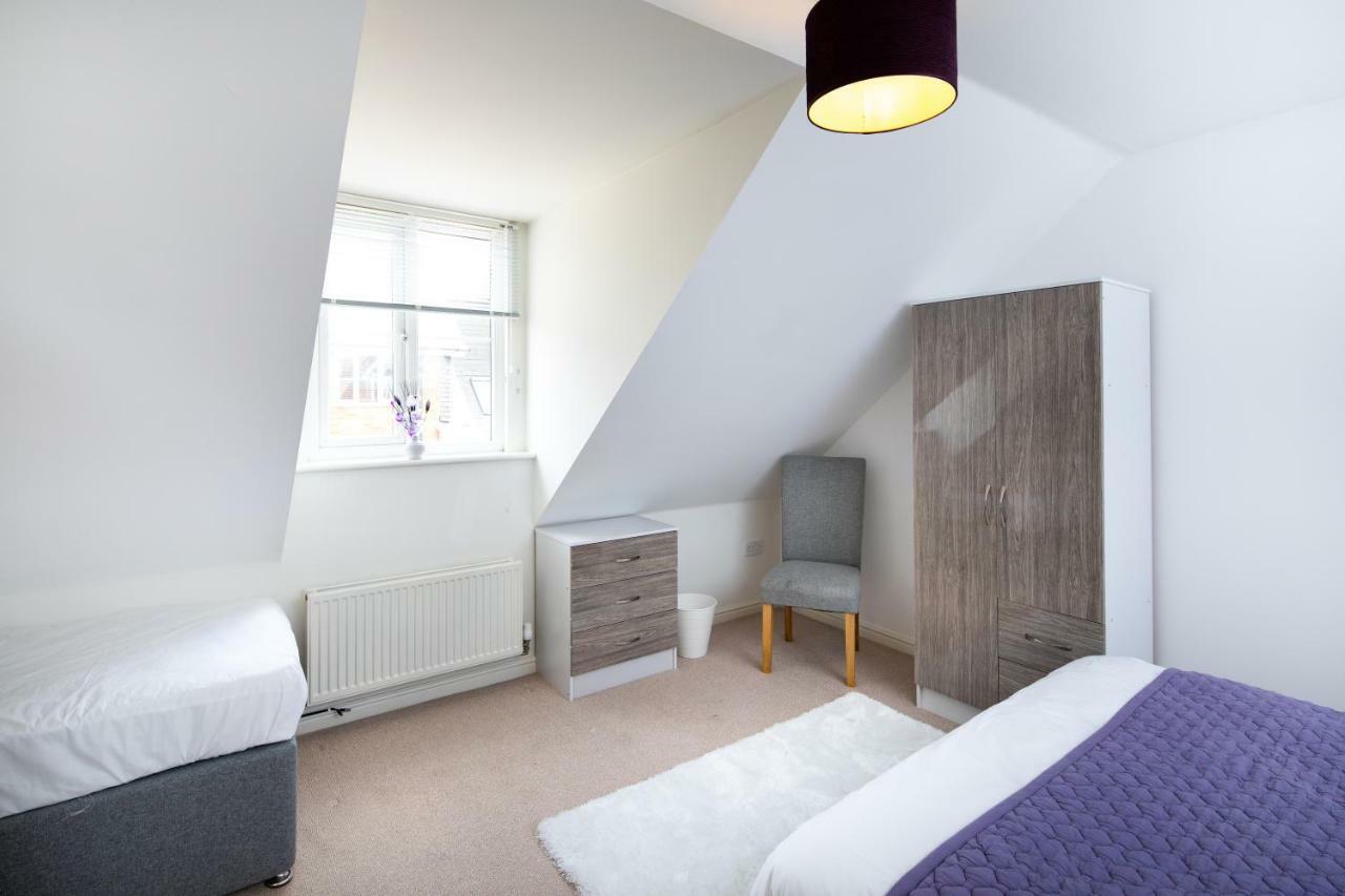 Brightleap Apartments: Modern Home-Away with Entertainment & Amenities Milton Keynes Exterior photo