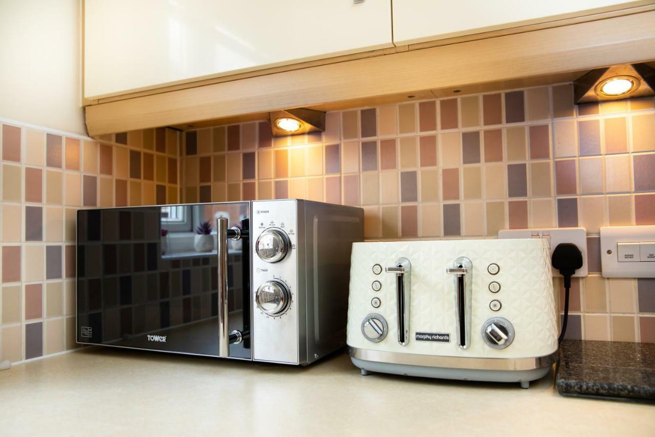 Brightleap Apartments: Modern Home-Away with Entertainment & Amenities Milton Keynes Exterior photo